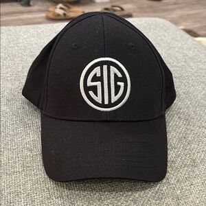 Black Baseball Cap